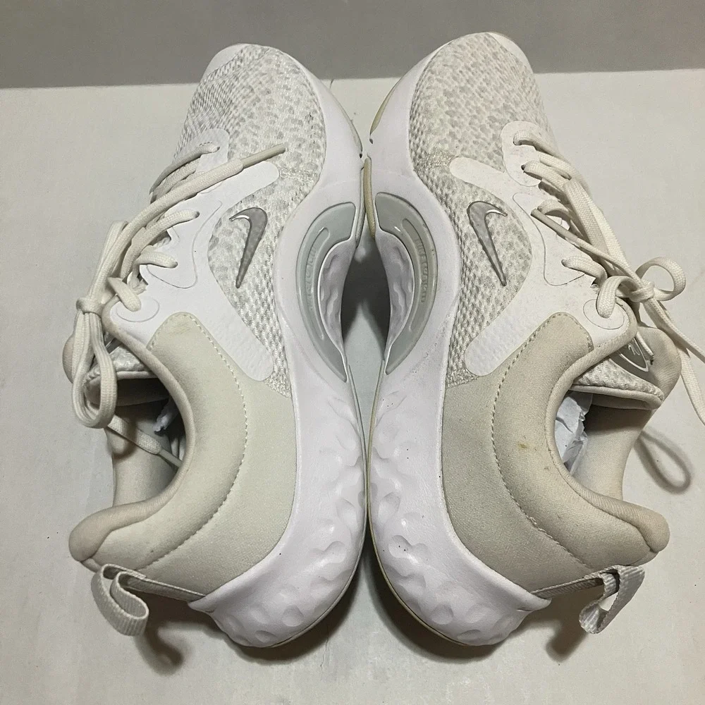 Nike Womens Renew In Season TR 11 DA1349-101 White Running Shoes Sneakers Sz 8.5